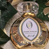 Oyarathe femme integre 6 1